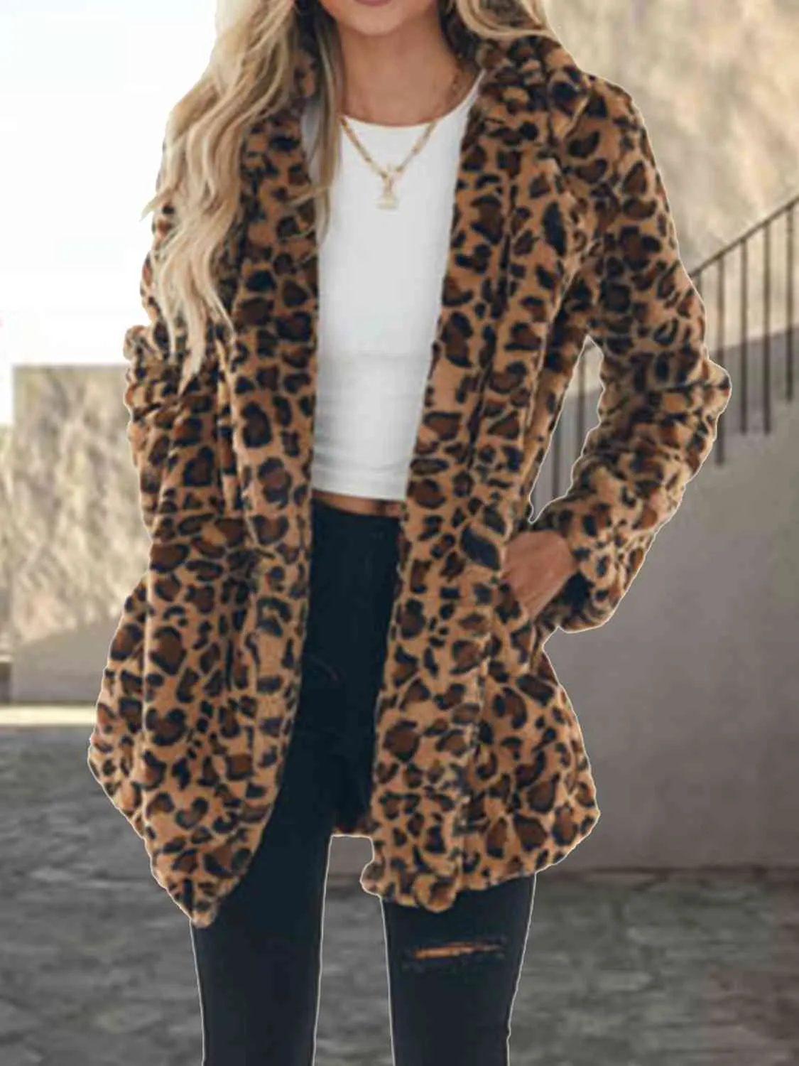 *APP EXCLUSIVE* Leopard Collared Neck Coat with Pockets