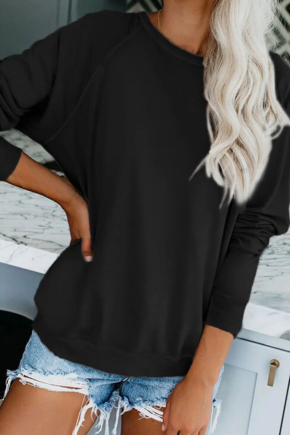 Black Full Sleeves Pullover Sweatshirt