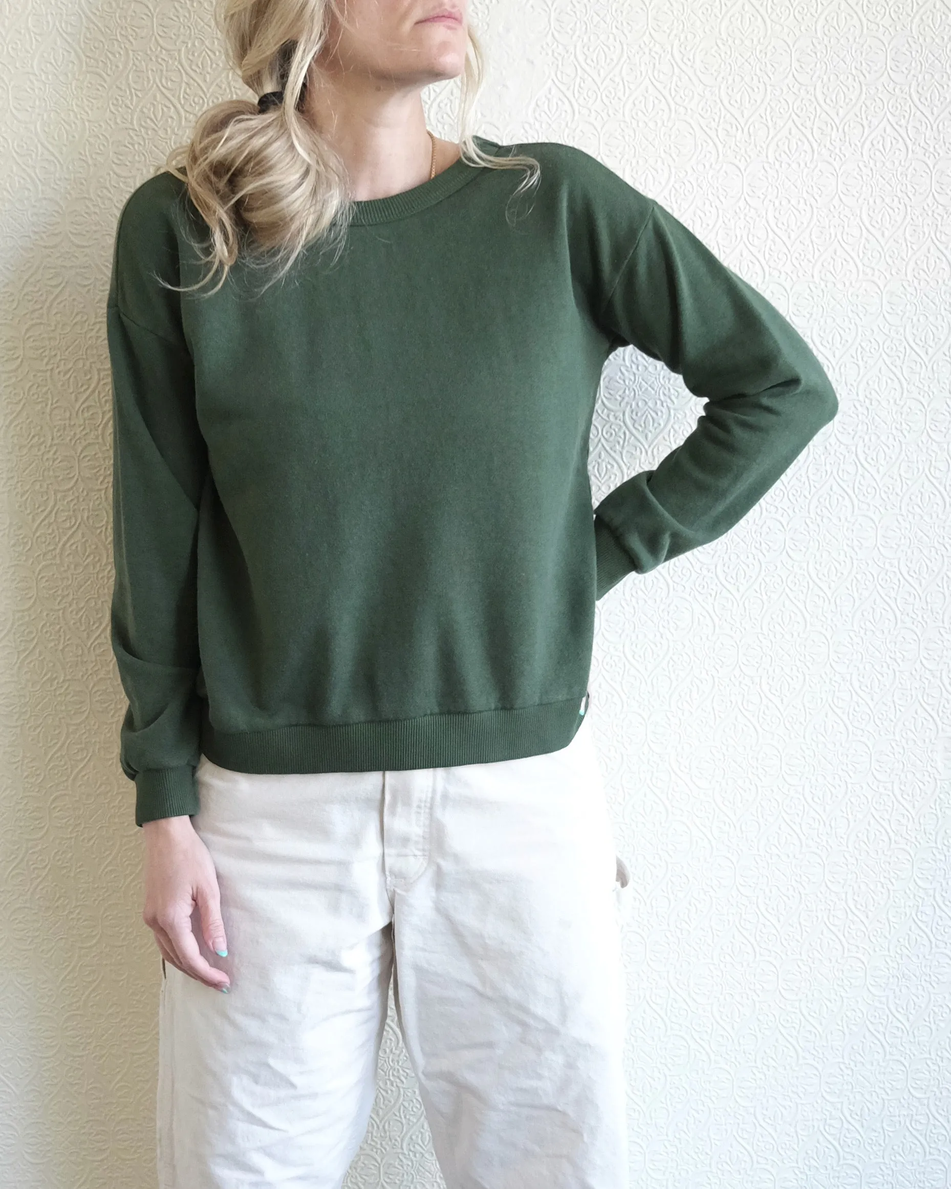 Crux Cropped Sweatshirt, Hunter Green