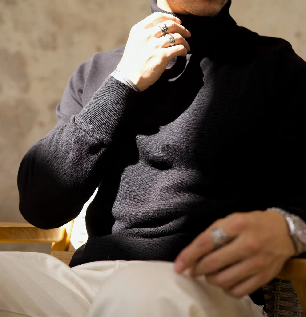 Men's Solid Turtleneck Sweater