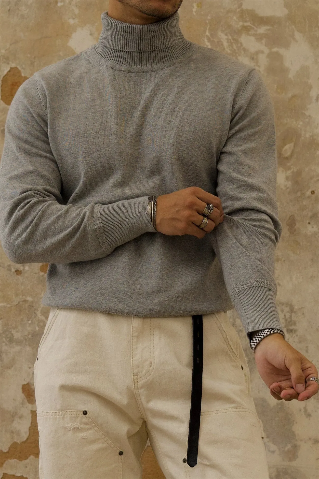 Men's Solid Turtleneck Sweater