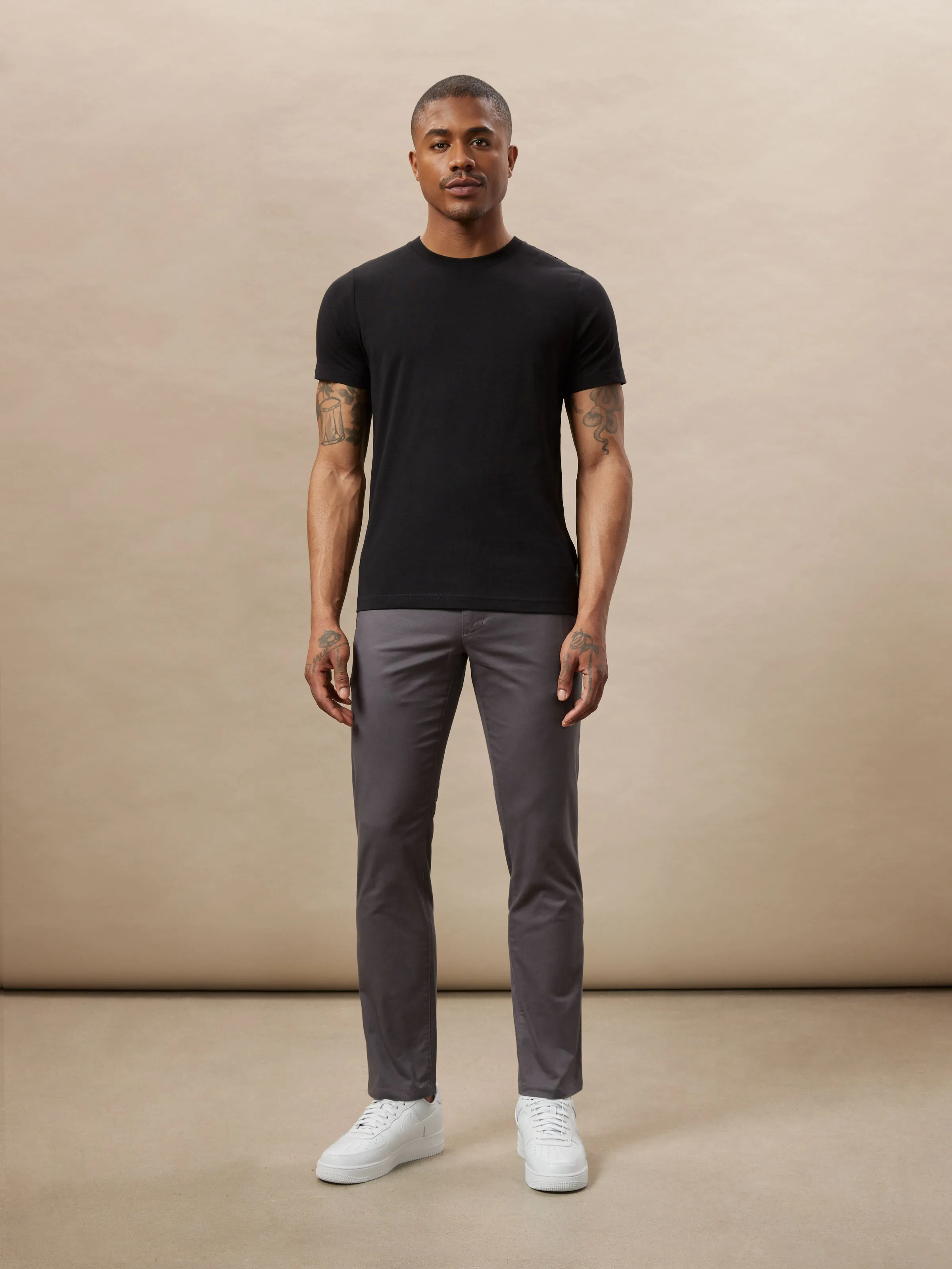 The Slim Fit Essential T-Shirt in Black